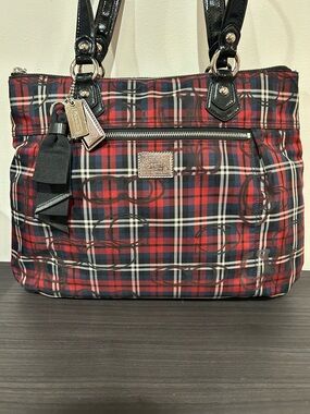 Coach Poppy Tartan
Plaid Glam Large
Tote Black/Red EUC